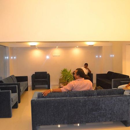 Hotel Pankaj Thiruvananthapuram ภายนอก รูปภาพ