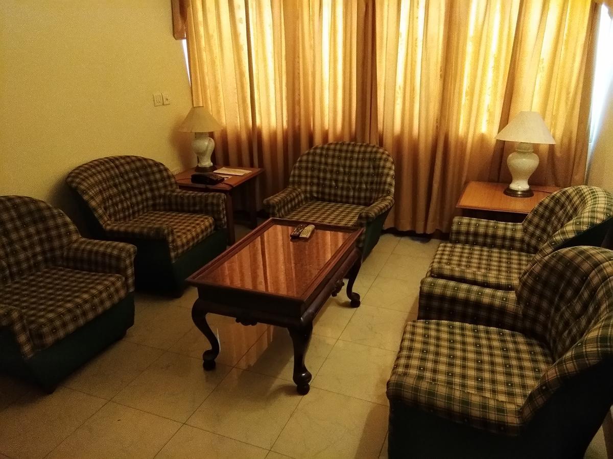 Hotel Pankaj Thiruvananthapuram ภายนอก รูปภาพ